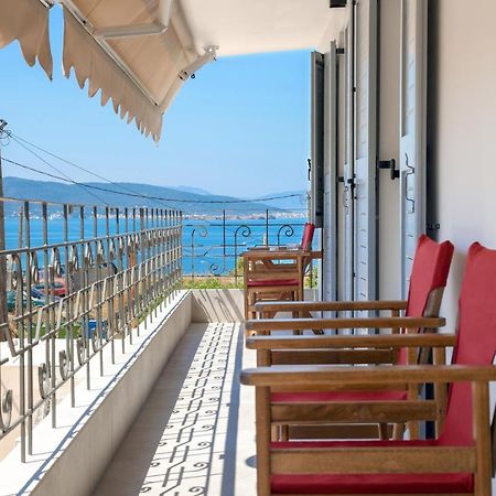 Axs First Floor Apartment Aegina Town Εξωτερικό φωτογραφία