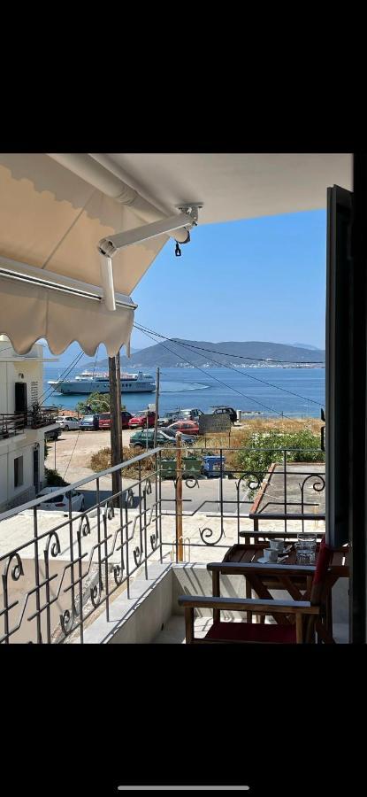 Axs First Floor Apartment Aegina Town Εξωτερικό φωτογραφία